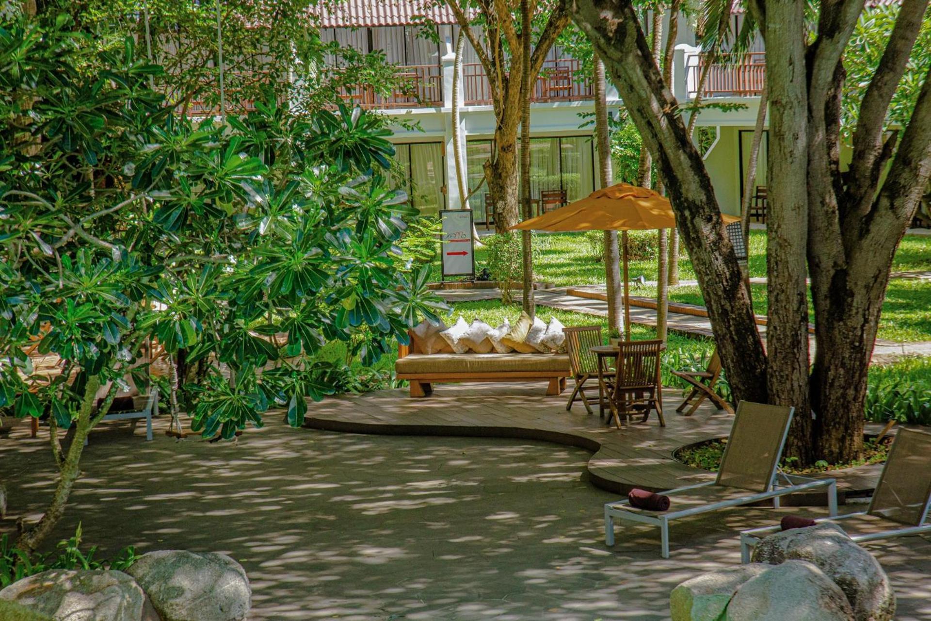 Woodlands Hotel And Resort Pattaya Zewnętrze zdjęcie